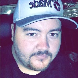 Meet your Posher, Thomas